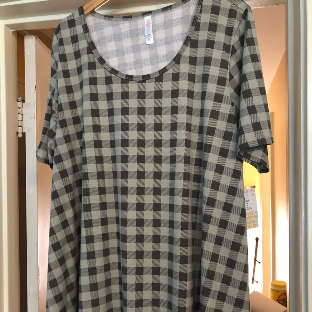 Lularoe 3x perfect tee
